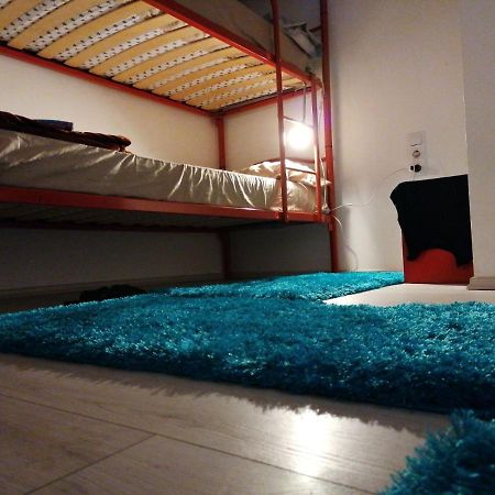 Lamis Hostel บูดาเปสต์ ภายนอก รูปภาพ