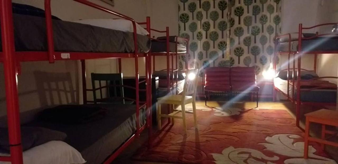 Lamis Hostel บูดาเปสต์ ภายนอก รูปภาพ