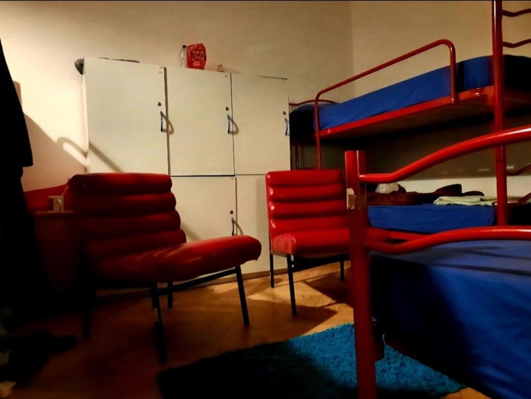 Lamis Hostel บูดาเปสต์ ภายนอก รูปภาพ