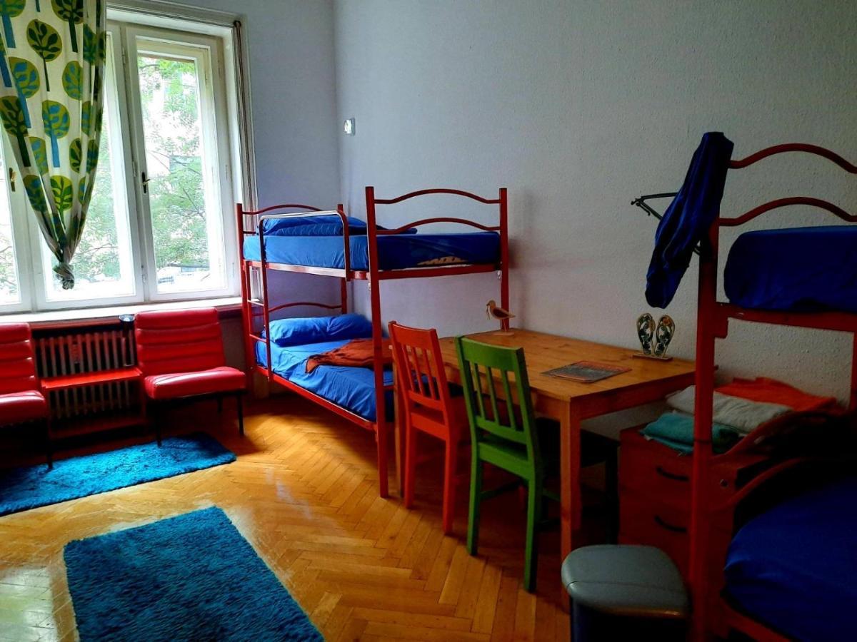 Lamis Hostel บูดาเปสต์ ภายนอก รูปภาพ